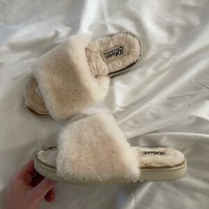 Shearling‎ Sandal Style Slipper Size 7